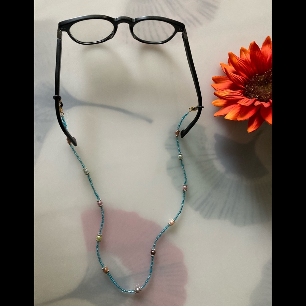 Beaded Face Mask/Glasses Lanyard, necklace. Handmade.